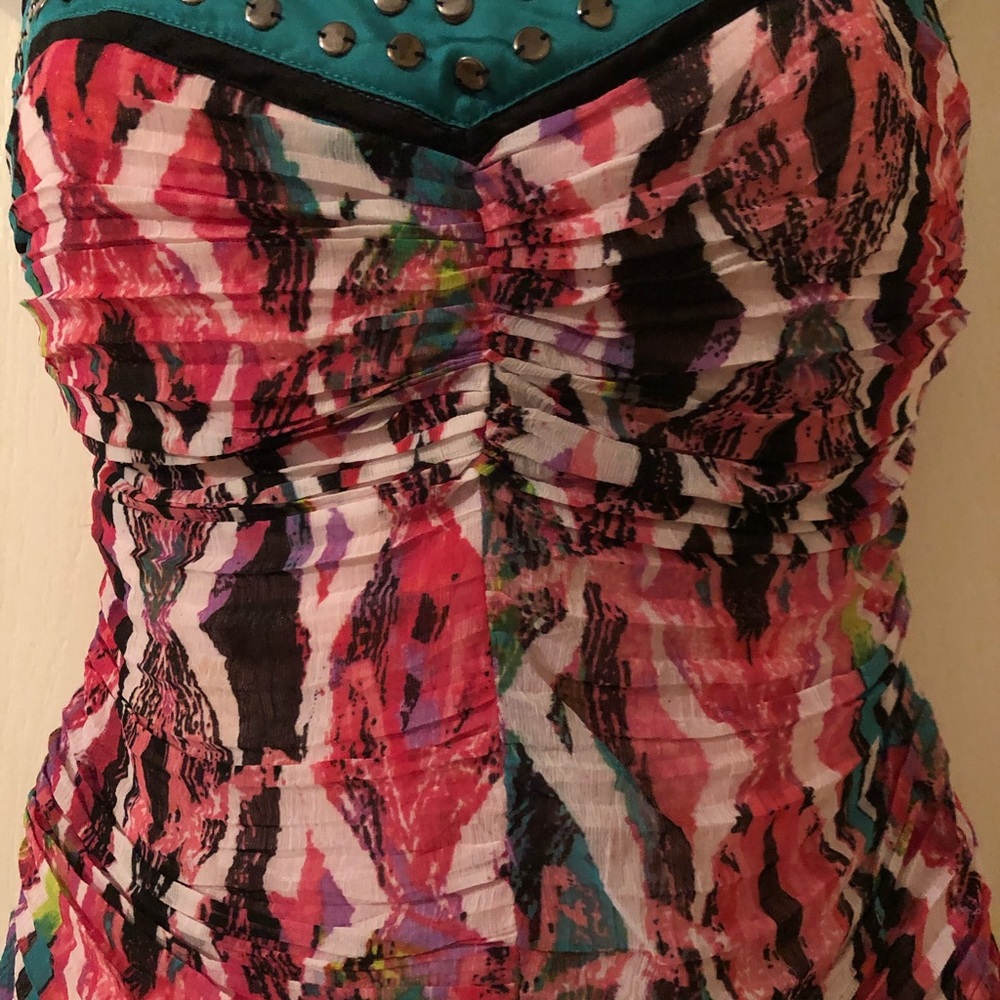 2b Bebe top - Picture 2 of 4